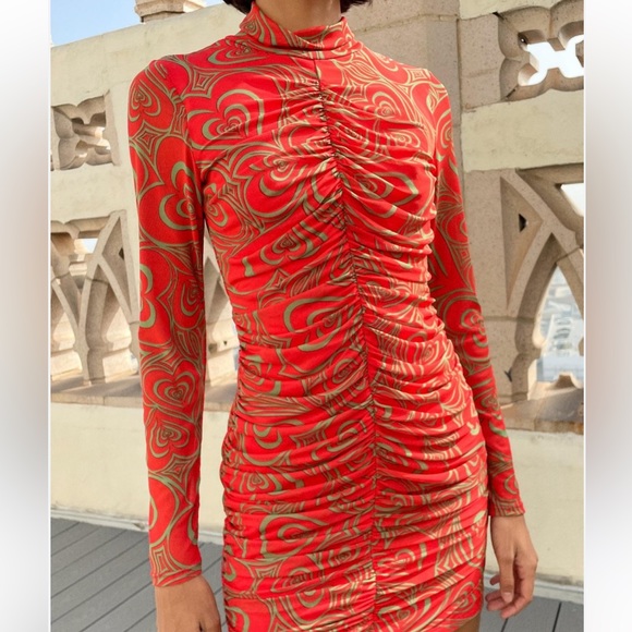 Lisa Says Gah dress - Picture 4 of 5